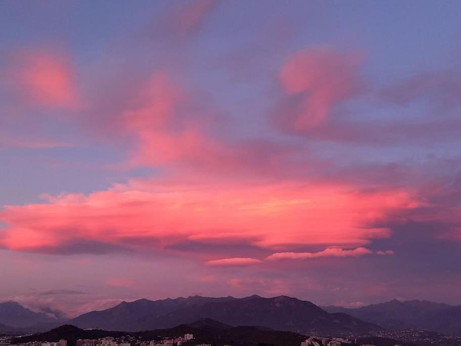 appartement vue mer avec parking Ajaccio  Extérieur photo